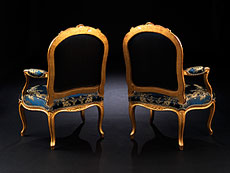 Bedeutendes Paar Louis XV-Fauteuils  von Philippe-Josephe Pluvinet