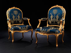 Bedeutendes Paar Louis XV-Fauteuils  von Philippe-Josephe Pluvinet