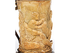 Hampel Prunkhumpen mit Bacchanal