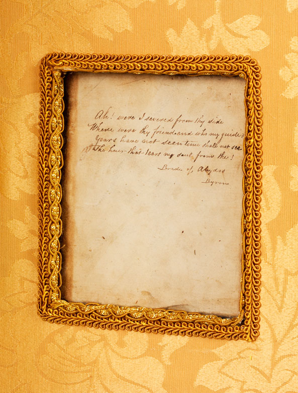 Seltenes außergewöhnliches Aufsatzkabinettmöbel des 19. Jahrhunderts