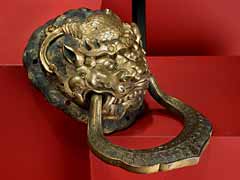 Chinesischer Türklopfer in Bronze