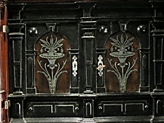 Kabinettschrank mit Zinneinlagen - Hampel Kunstauktionen