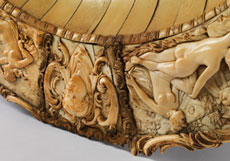 Detailabbildung: Große Elfenbein-Prunkschale