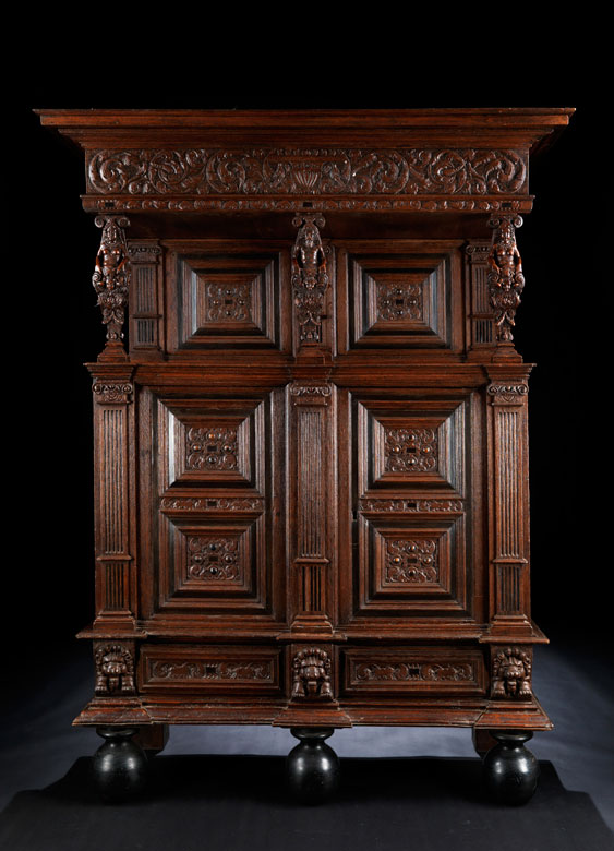 Großer Renaissance-Buffetschrank - Hampel Kunstauktionen