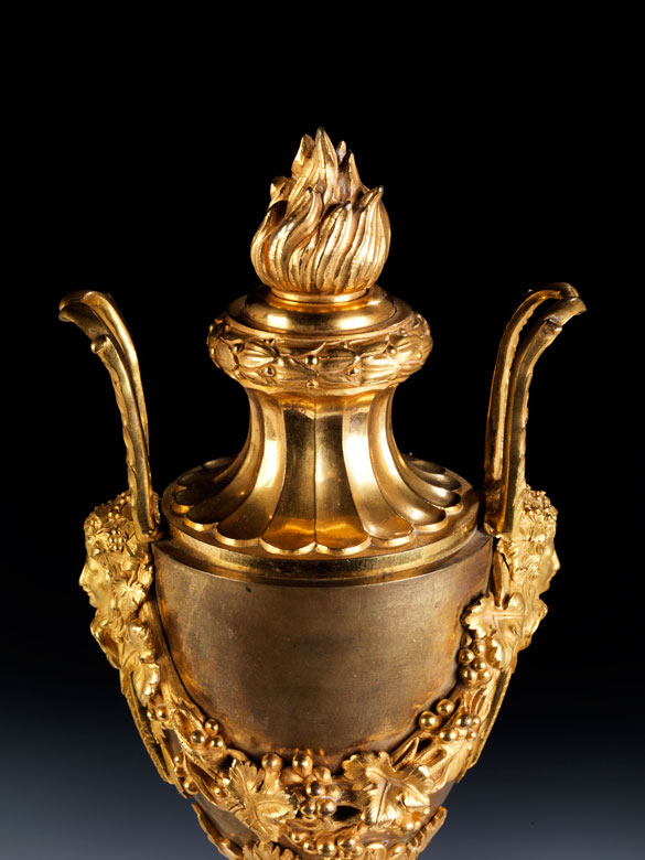 Paar Kaminvasen - Hampel Kunstauktionen