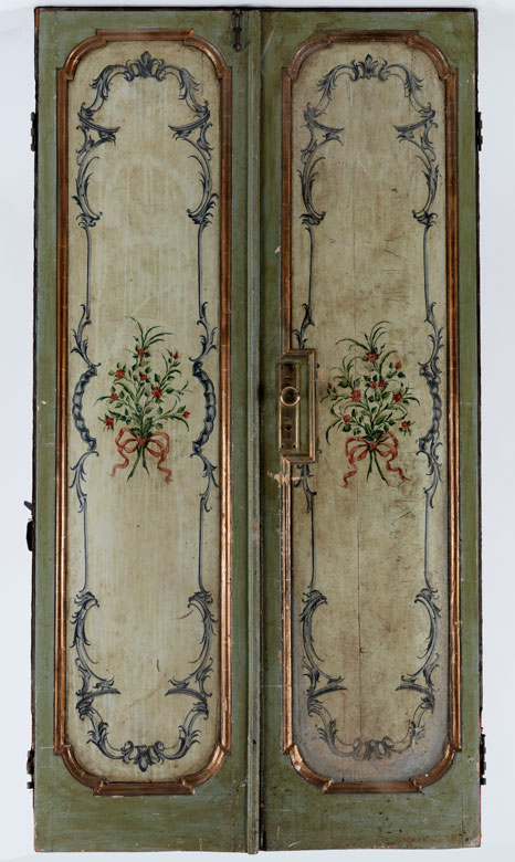 Tür, ehemals wohl Seitenteil eines Schrankes oder Boiserie-Vertäfelung
