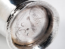 Detailabbildung: Schwedischer Silberbecher